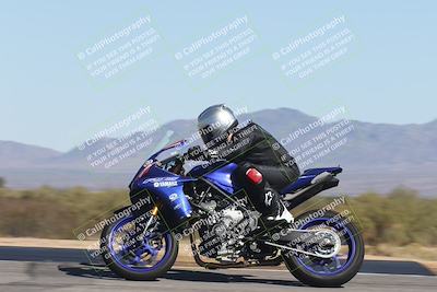 media/Oct-30-2025-Racers Edge (Thu) [[dabbdaf680]]/3-B Group/Session 4 (Turn 9 Side)/